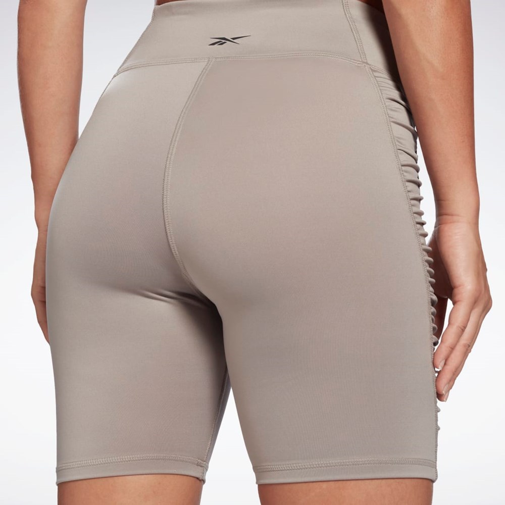 Reebok Studio Ruched High Rise Legging Shorts Siva | BYPUV9576